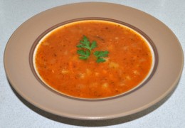 Суп из кильки в томатном соусе с перловой крупой